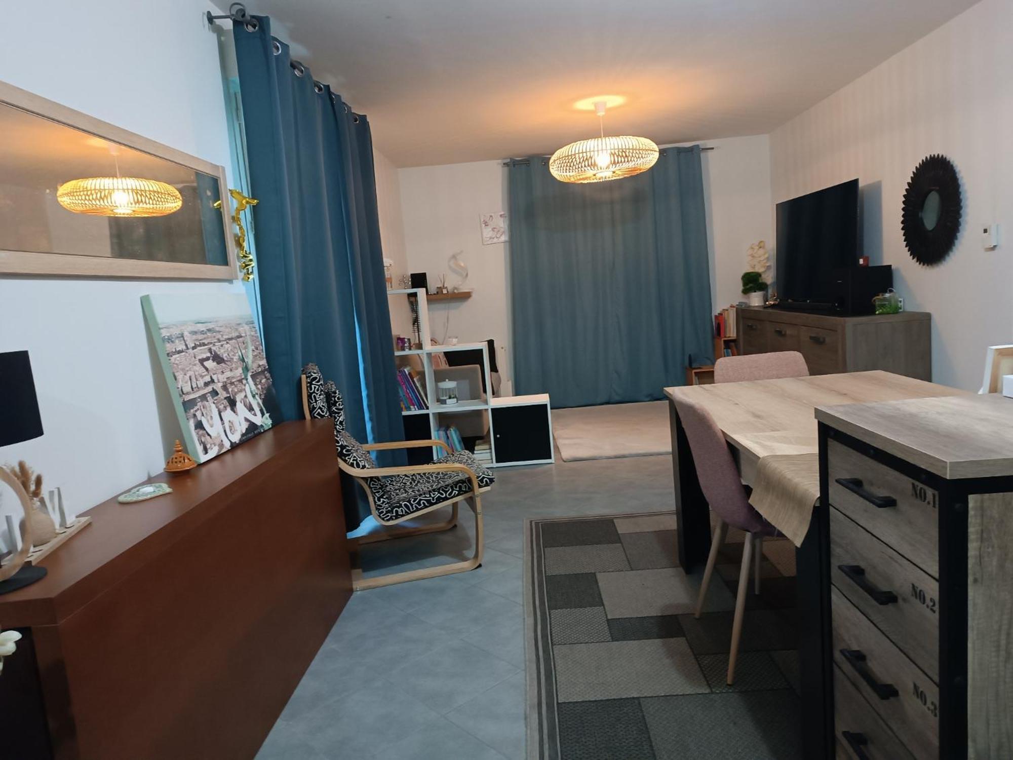 Privatunterkunft Entier Cozy Rdj Parking Gratuit, Proche Tramway, Stade Ol, Arena, Eurexpo, Aeroport Stexupery, Gare Tgv Lyon Partdieu *